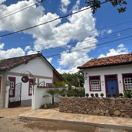Chafariz Por Um Triz Pousada De Charme Tiradentes Exteriör bild